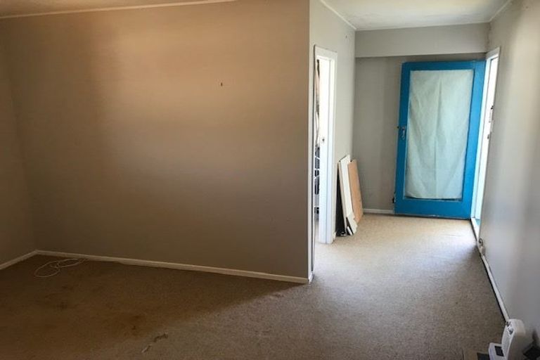Photo of property in 19 Hania Street, Mount Victoria, Wellington, 6011