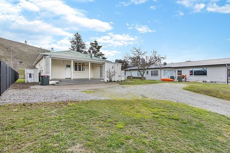 Photo of property in 710 Luggate-cromwell Road, Mount Pisa, Cromwell, 9383