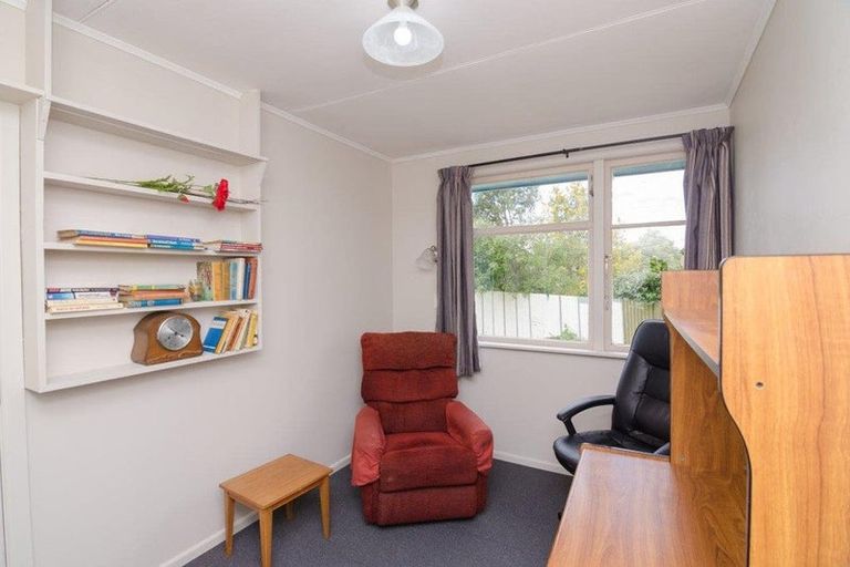 Photo of property in 10 Solway Street, Solway, Masterton, 5810