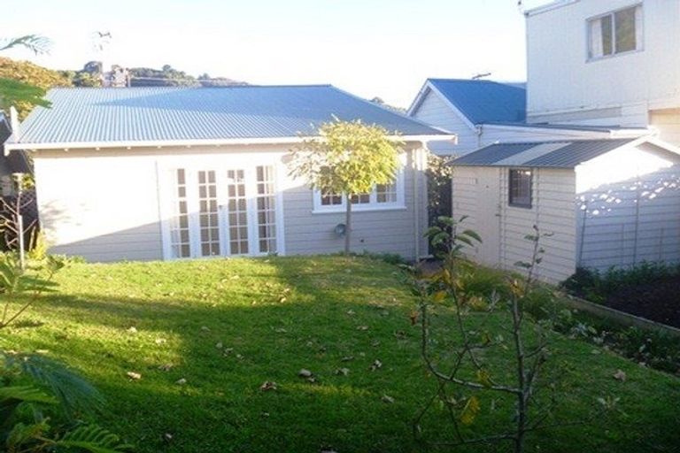 Photo of property in 14 Kauri Street, Eastbourne, Lower Hutt, 5013