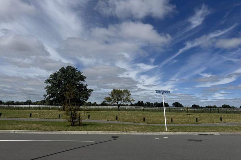 Photo of property in 18 Horoeka Street, Avonhead, Christchurch, 8042