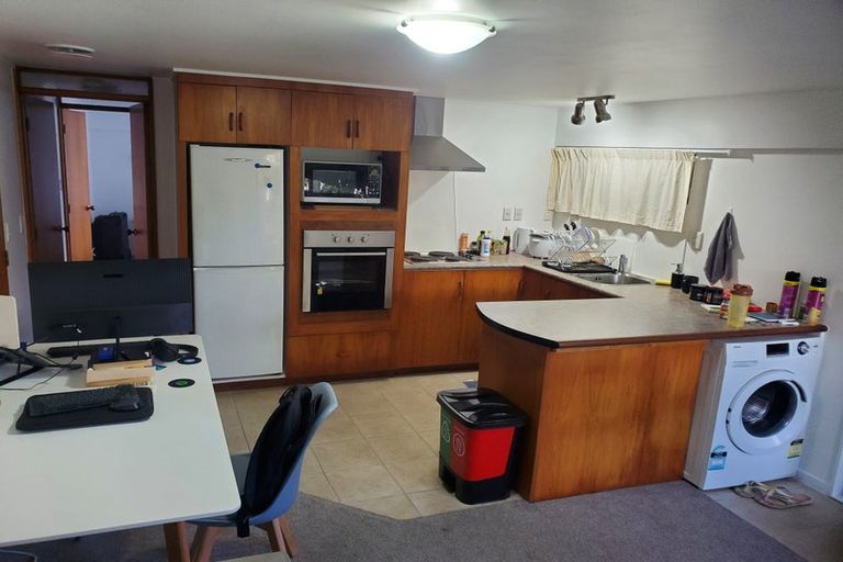 Photo of property in 87 Brian Crescent, Stanmore Bay, Whangaparaoa, 0932