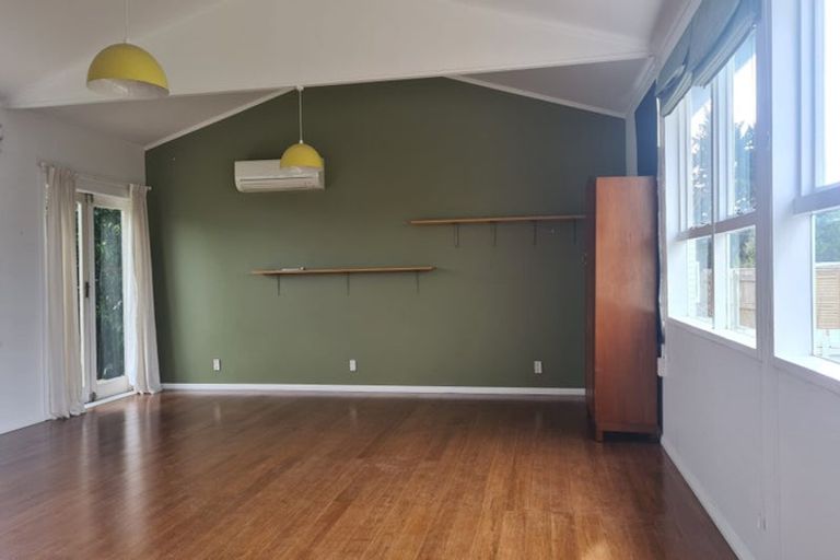 Photo of property in 25a Kent Street, Carterton, 5713