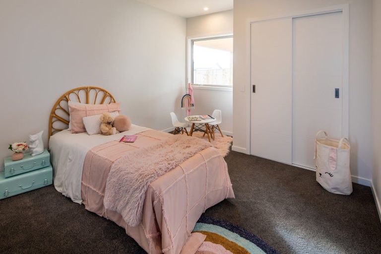 Photo of property in 13 Oates Place, Greytown, 5712