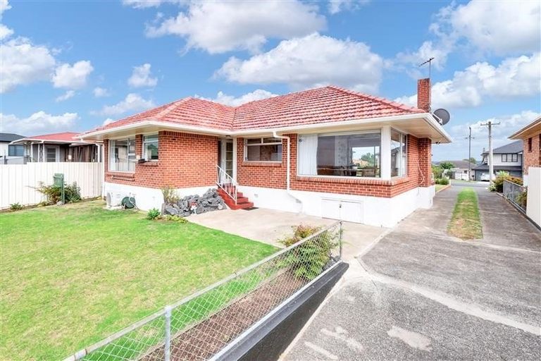 Photo of property in 22 Pukaki Road, Mangere, Auckland, 2022