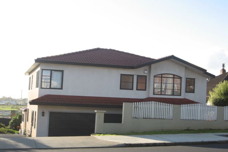 Photo of property in 8 Orams Road, Hillpark, Auckland, 2102