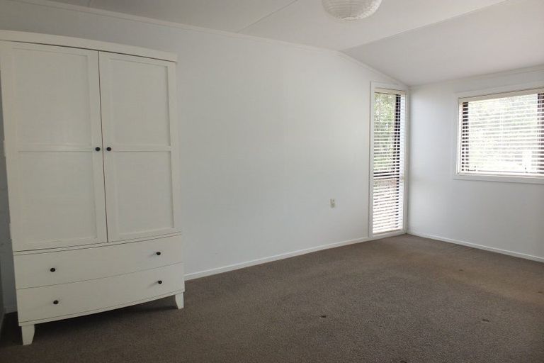 Photo of property in 3 Brown Terrace, Foxton Beach, Foxton, 4815