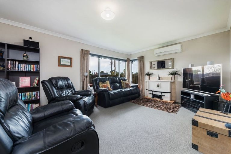 Photo of property in 638 Te Atatu Road, Te Atatu Peninsula, Auckland, 0610