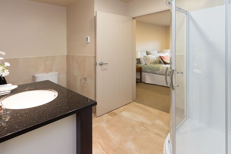 Photo of property in 2 Lucca Crescent, Flat Bush, Auckland, 2019