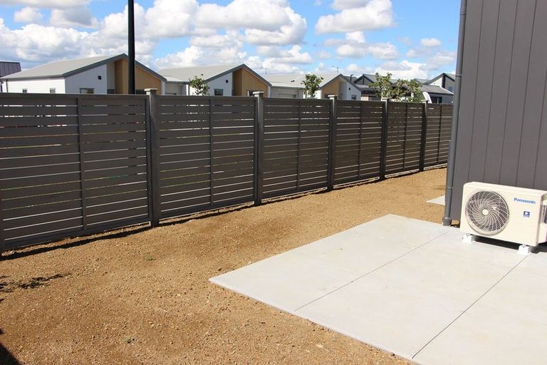 Photo of property in 11 Ngakoro Road, Karaka, Papakura, 2113