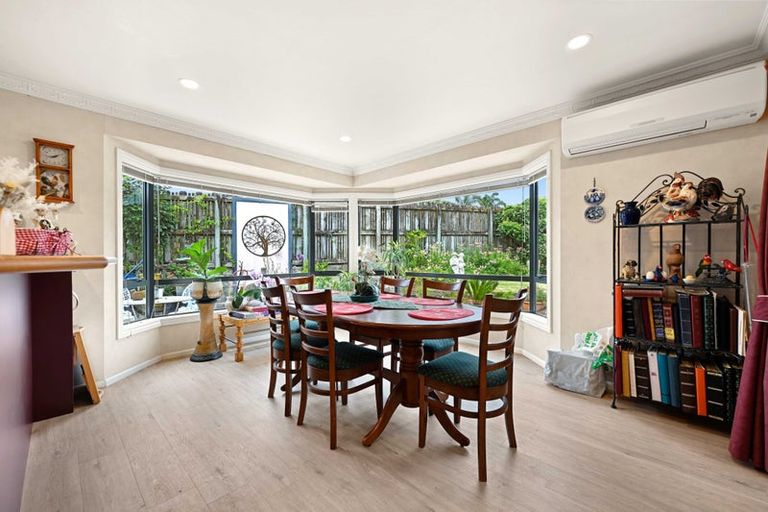 Photo of property in 6 Flora Way, Rototuna, Hamilton, 3210