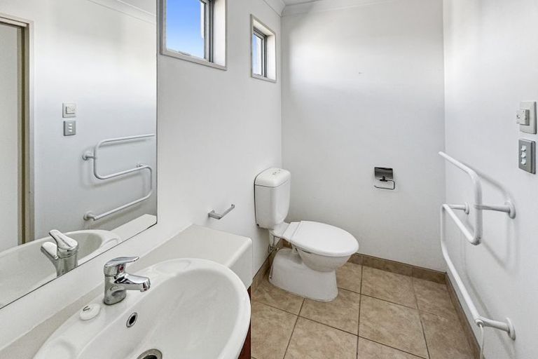 Photo of property in 63b Derby Street, St Albans, Christchurch, 8014