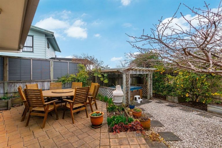 Photo of property in 12 Rewa Place, Lansdowne, Masterton, 5810