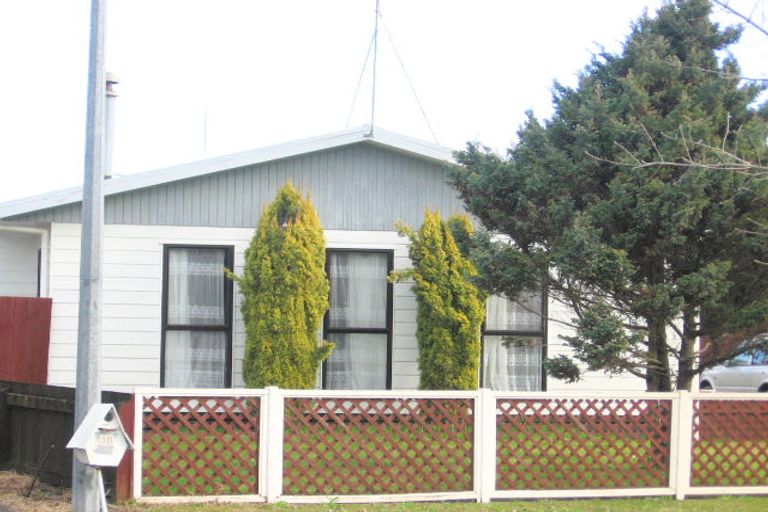 Photo of property in 5 Sequoia Place, Pukete, Hamilton, 3200