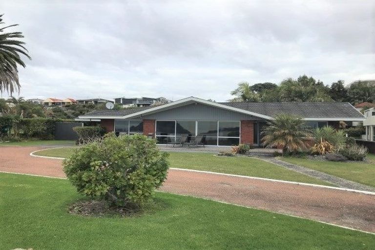 Photo of property in 1 Beach Road, Otumoetai, Tauranga, 3110