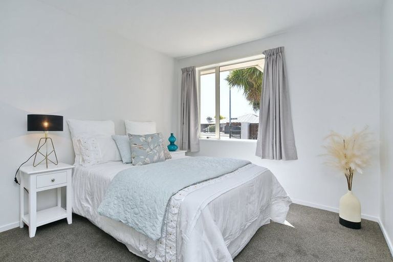 Photo of property in 641 Main North Road, Belfast, Christchurch, 8051