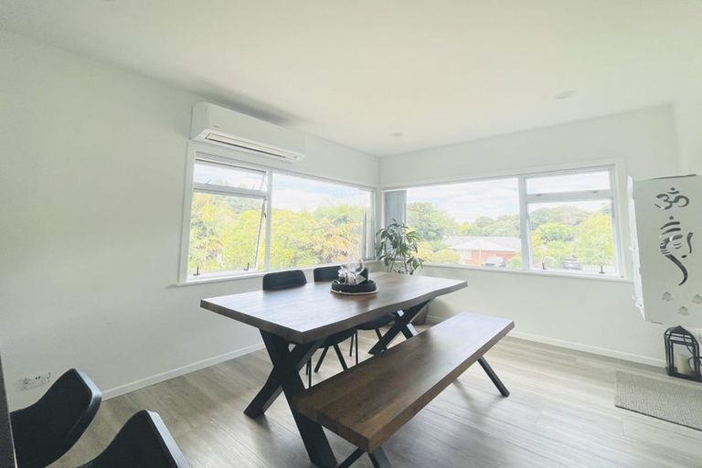 Photo of property in 5 Freshney Place, Hillpark, Auckland, 2102