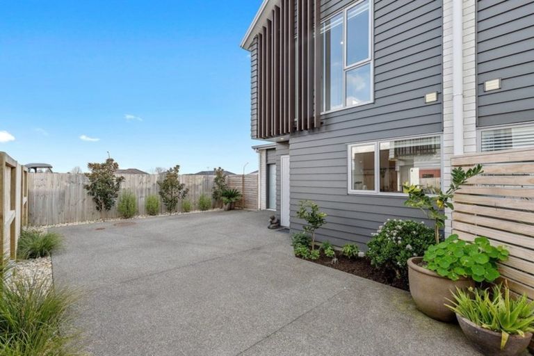 Photo of property in 16 Springside Court, Huntington, Hamilton, 3210