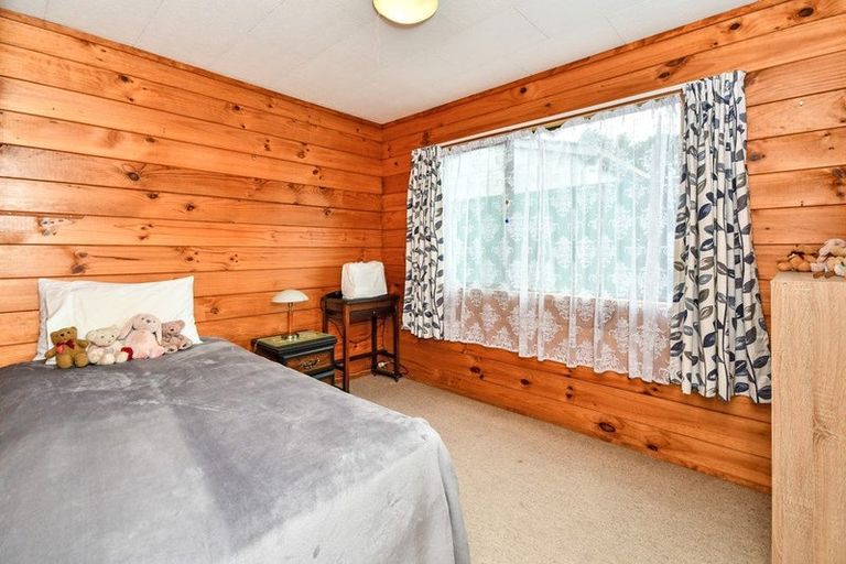 Photo of property in 2/9 Settlement Road, Papakura, 2110