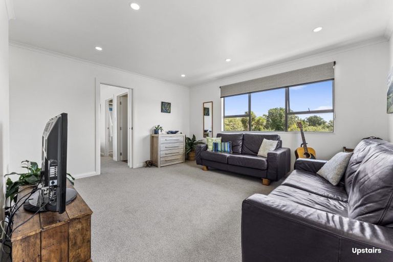 Photo of property in 19 Galway Avenue, Hokowhitu, Palmerston North, 4410