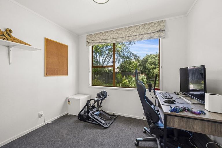 Photo of property in 19 Rewarewa Street, Owhata, Rotorua, 3010