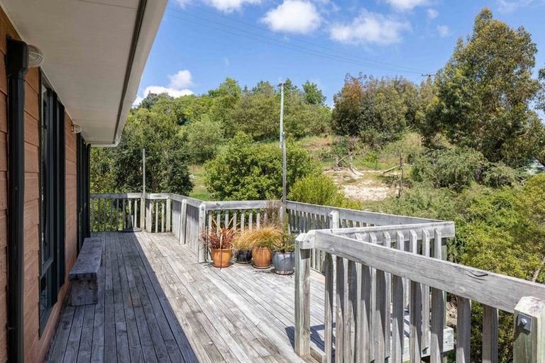 Photo of property in 29 Te Papau Crescent, Diamond Harbour, 8972