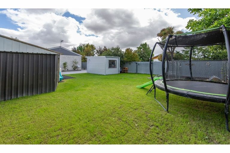 Photo of property in 2 Thorne Place, Rangiora, 7400