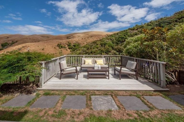 Photo of property in 23a Gifford Grove, Churton Park, Wellington, 6037