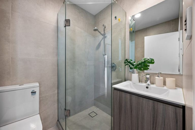 Photo of property in 4 Meritage Lane, Te Atatu South, Auckland, 0610