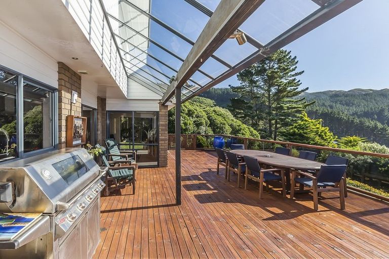 Photo of property in 40 Peterhouse Street, Tawa, Wellington, 5028