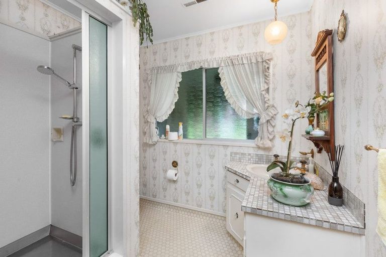 Photo of property in 9b Dalbeth Place, Matangi, Hamilton, 3284