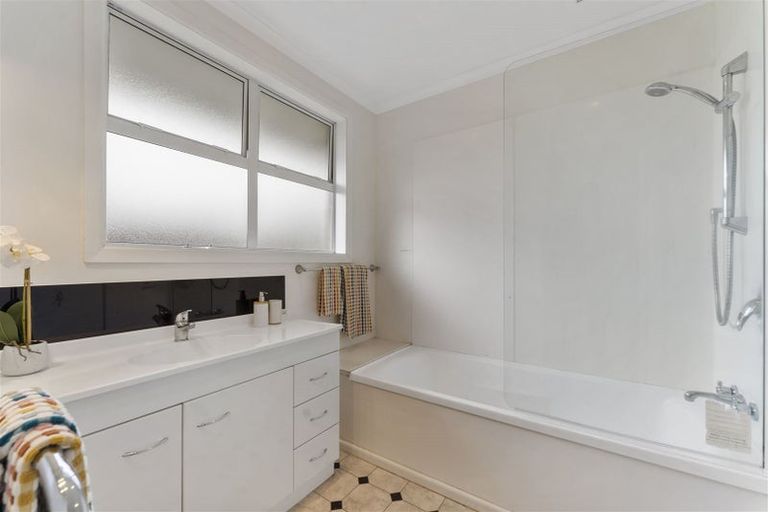 Photo of property in 311 Waimairi Road, Ilam, Christchurch, 8041