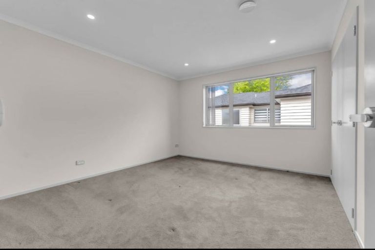 Photo of property in 95d Raglan Street, Mangere East, Auckland, 2024