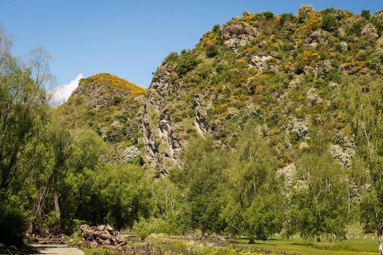 Photo of property in 774a Malaghans Road, Speargrass Flat, Queenstown, 9371