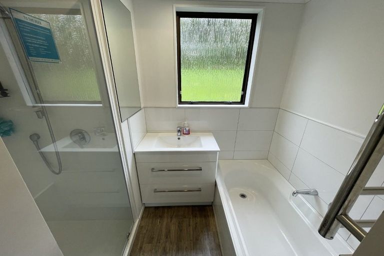 Photo of property in 8 Trinidad Crescent, Grenada Village, Wellington, 6037