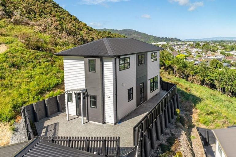Photo of property in 451 Cambridge Terrace, Naenae, Lower Hutt, 5011