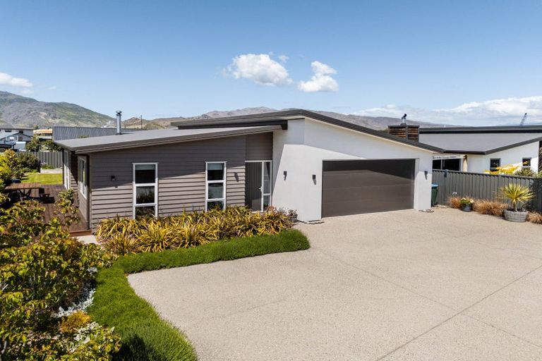 Photo of property in 12 Electric Place, Cromwell, 9310