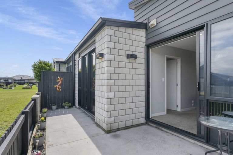 Photo of property in 3 Rose Lane, Papamoa, 3118