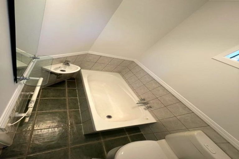 Photo of property in 1/13 Newhaven Terrace, Mairangi Bay, Auckland, 0630