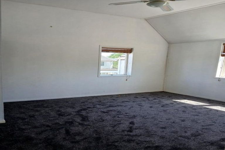 Photo of property in 2/64 Park Avenue, Papatoetoe, Auckland, 2025