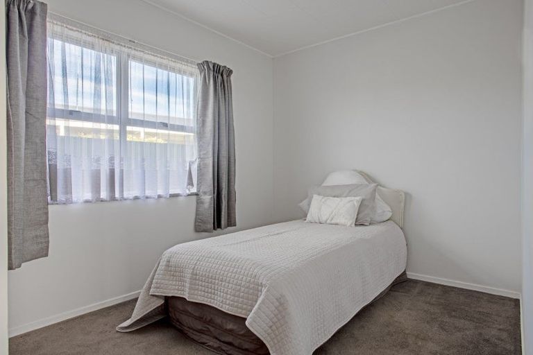 Photo of property in 9 Russell Street, Otane, 4202