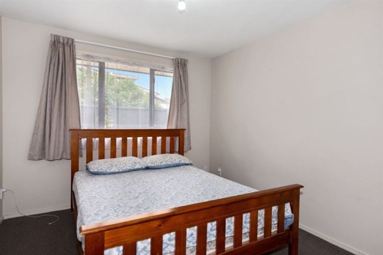 Photo of property in 279a Pages Road, Wainoni, Christchurch, 8061