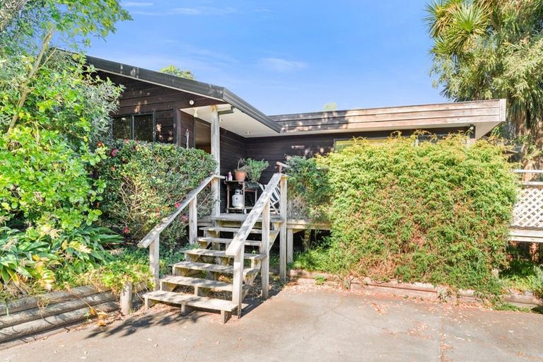 Photo of property in 119 Ratanui Road, Paraparaumu, 5032