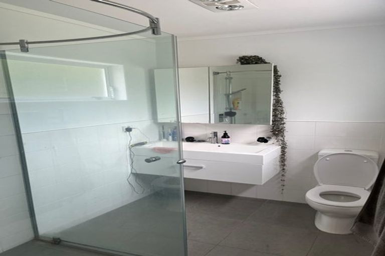 Photo of property in 1/7 Opua Street, Belmont, Auckland, 0622