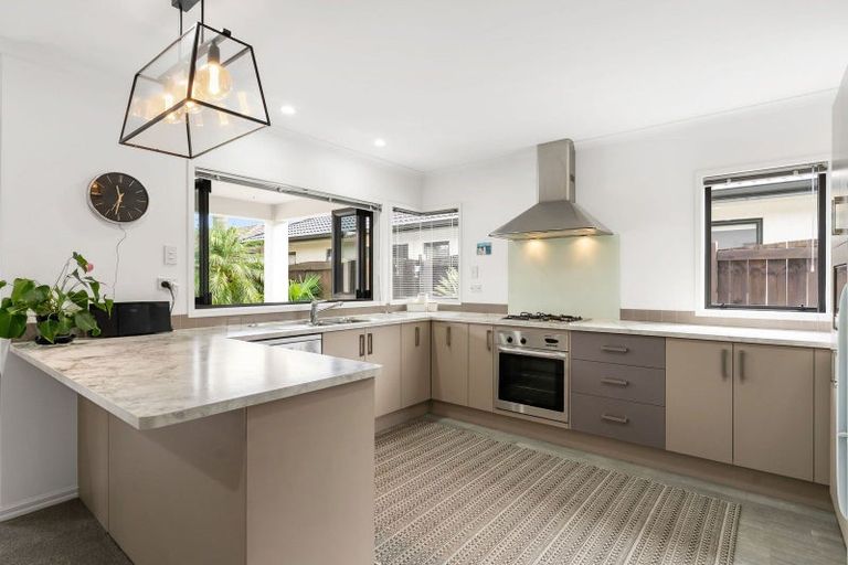 Photo of property in 16 Bermuda Drive, Papamoa Beach, Papamoa, 3118