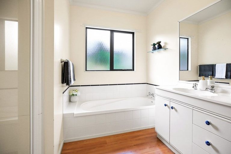 Photo of property in 12a Bronte Place, Leamington, Cambridge, 3432