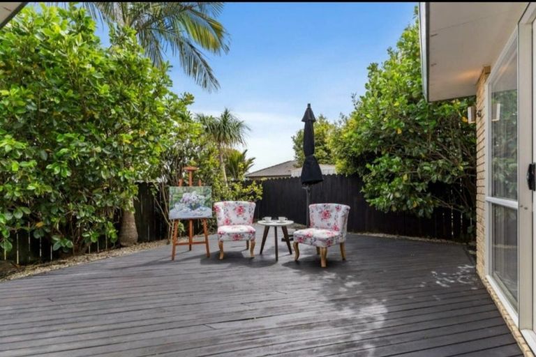 Photo of property in 2/19 Emyvalie Place, Dannemora, Auckland, 2016