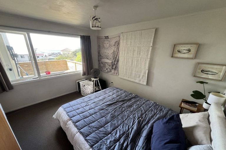 Photo of property in 2 Milne Terrace, Island Bay, Wellington, 6023