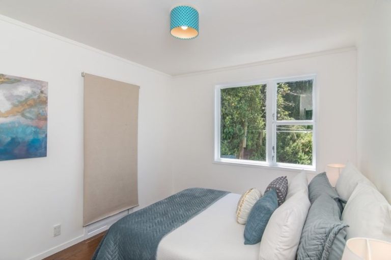 Photo of property in 1/12 Norna Crescent, Kelburn, Wellington, 6012