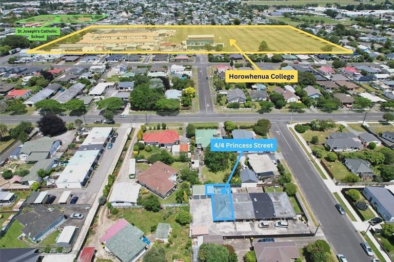 Photo of property in 4/4 Princes Street, Levin, 5510